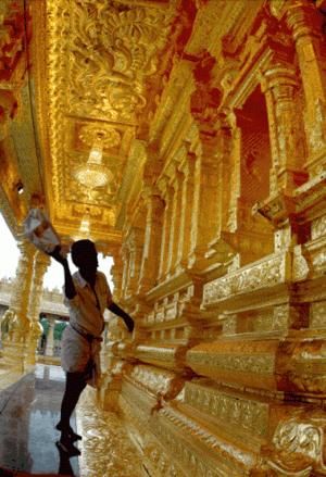 golden temple amritsar inside. Sri Mahalakshmi Golden